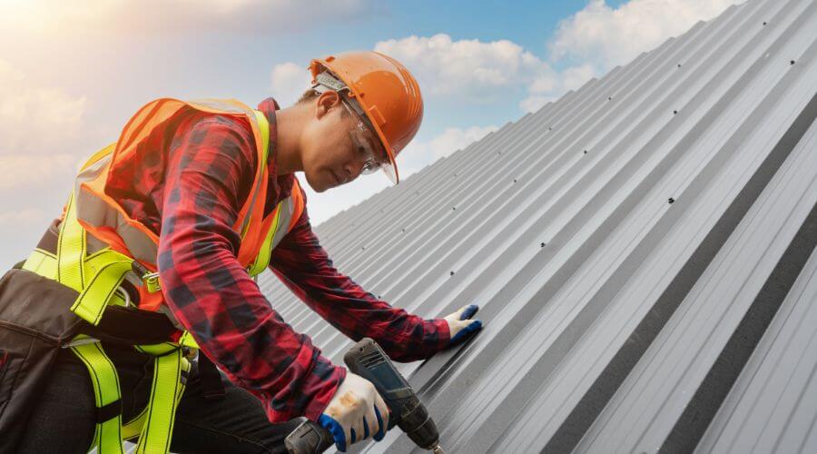 Professional Emergency Roof Repairs services in Hobart, IN